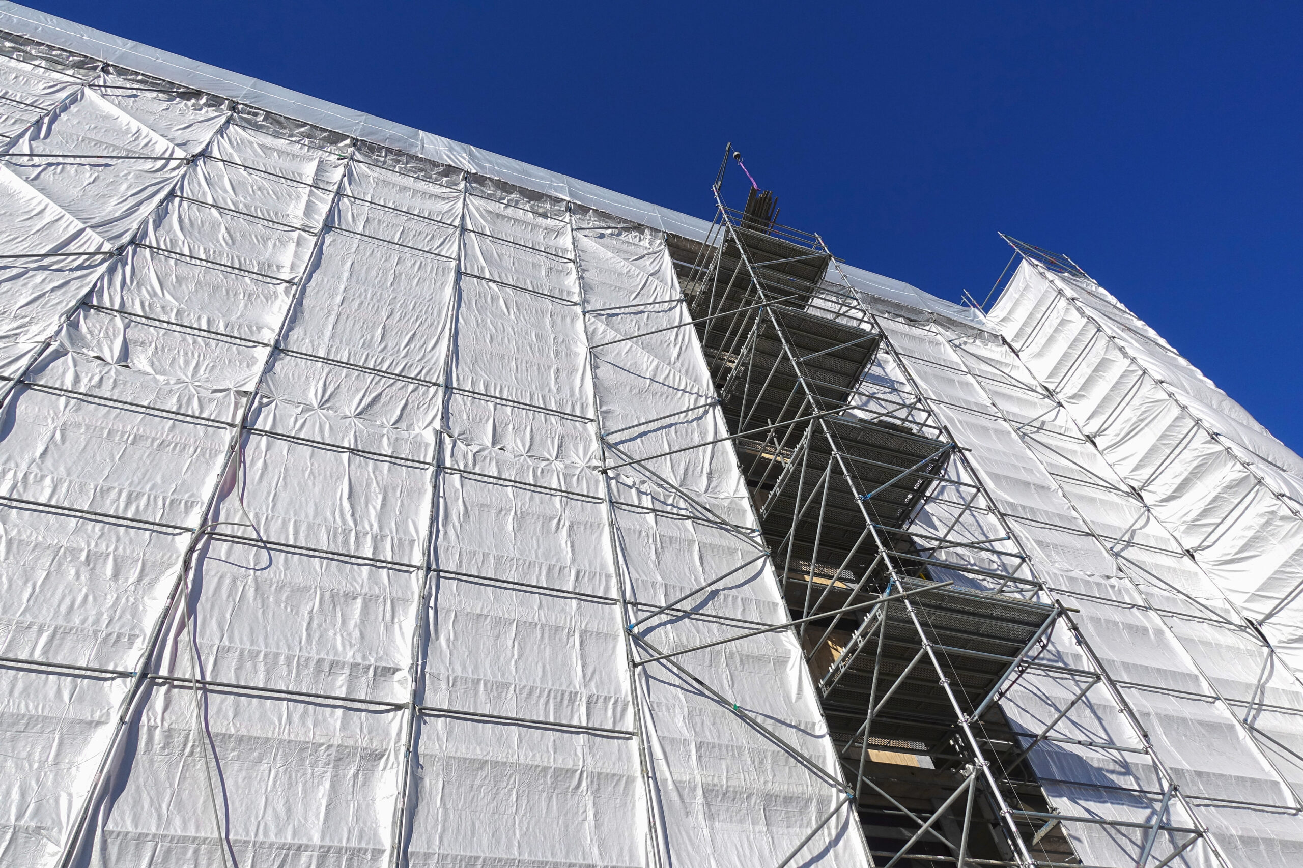 Scaffold hoarding